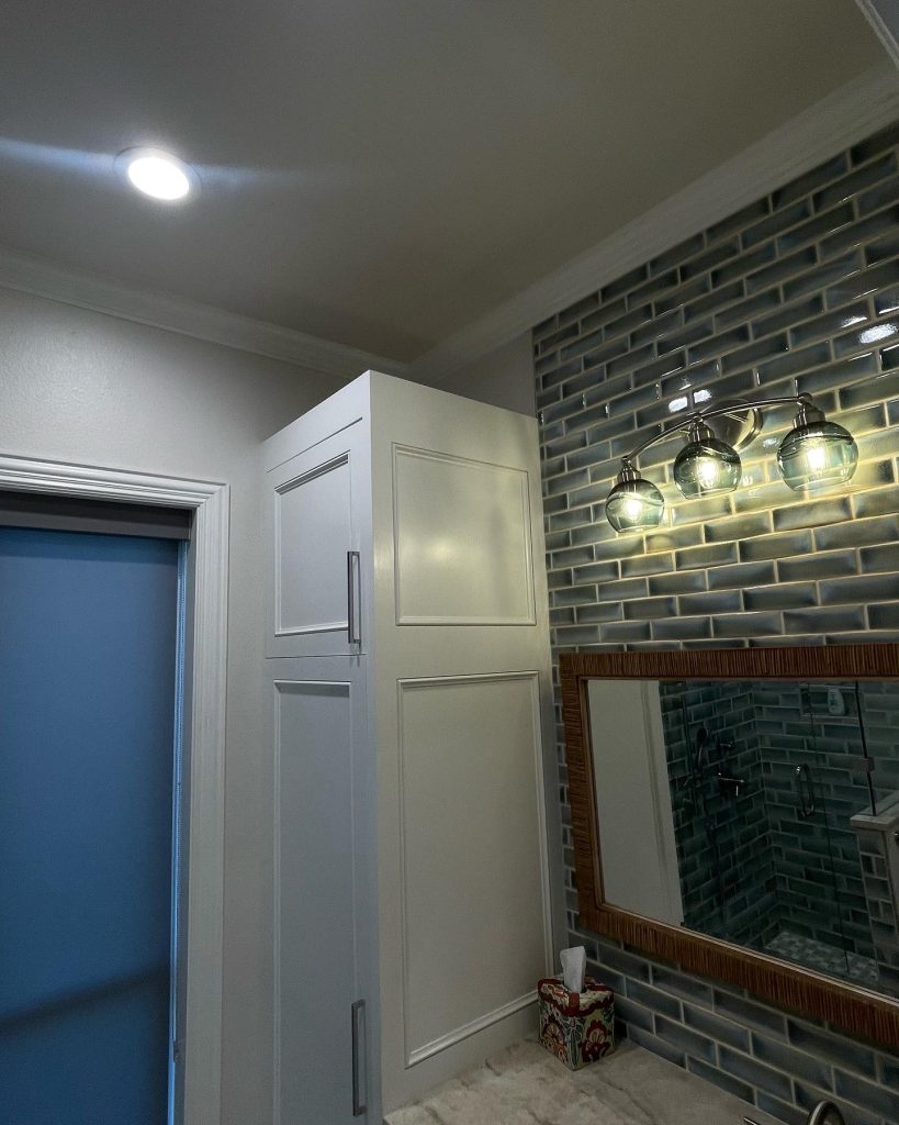 Residential Bath Install lighting